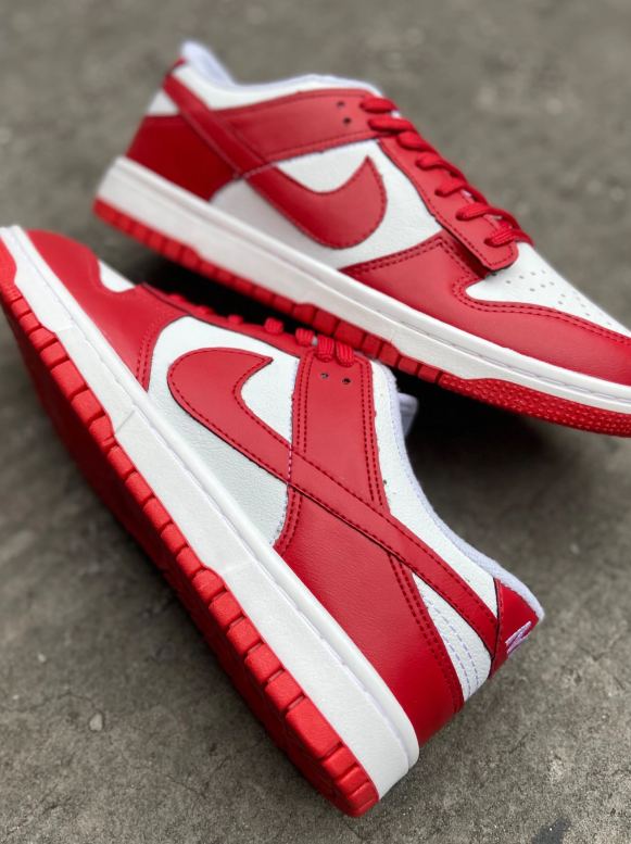 Air Dunk Low SB  (Vermelho e Branco)