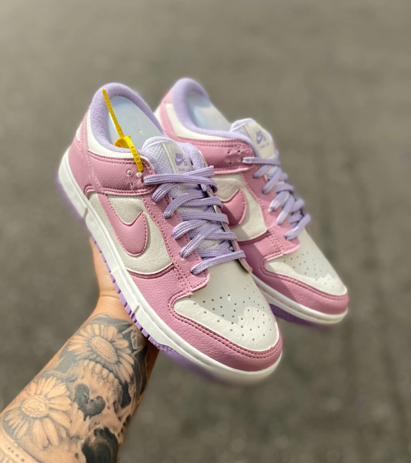 Air Dunk Low SB  Rosa