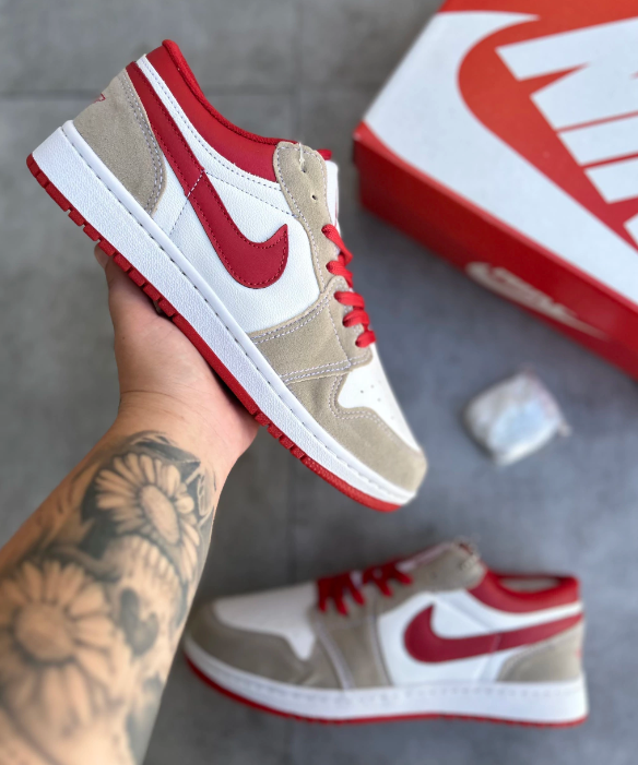 Air Jordan Low  (Branco Vermelho e Bege)