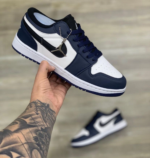 Air Jordan Low  (Azul Escuro e Branco)