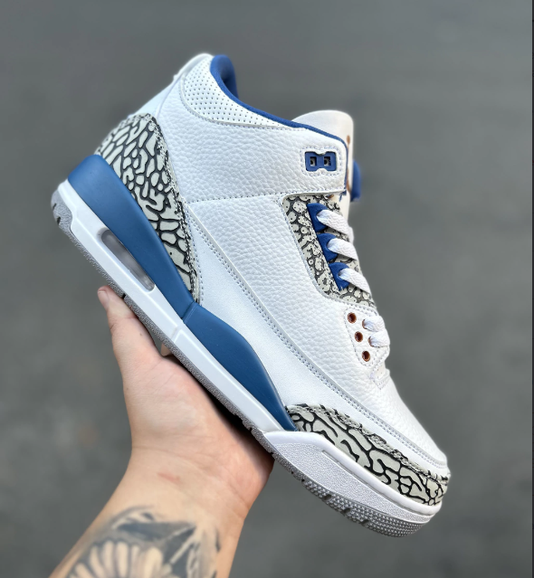 Air Jordan 3 Racer Blue