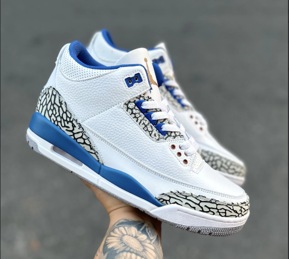 Air Jordan 3 Racer Blue