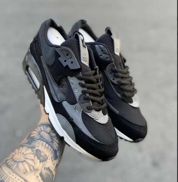 Air Max 90 (Preto Branco e Cinza)