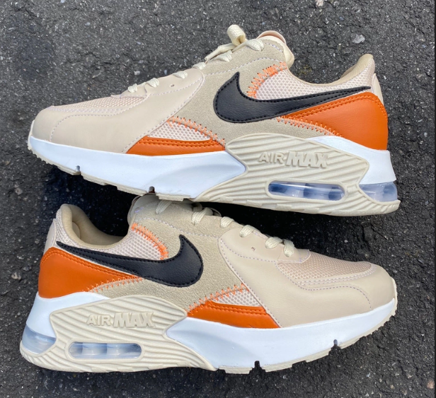 Air Max Excee (Branco e Laranja)