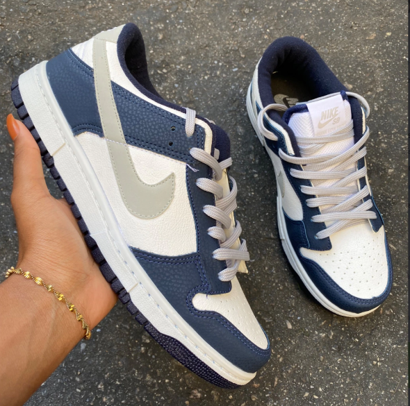 Air Dunk Low SB Branco e Azul Esc